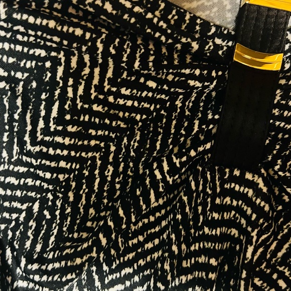 VERSACE BELTED DETAIL MIDI DRESS - Picture 2 of 3